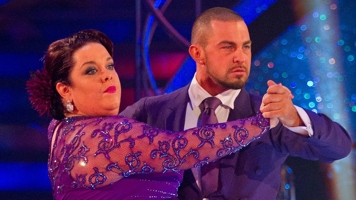 ਸਟਰਿਕਟਲੀ ਸਟਾਰ ਰੋਬਿਨ ਵਿੰਡਸਰ ਡਿੱਗੇ ਗਹਿਰੇ ਡਿੱਪਰੈਸ਼ਨ ਵਿੱਚ