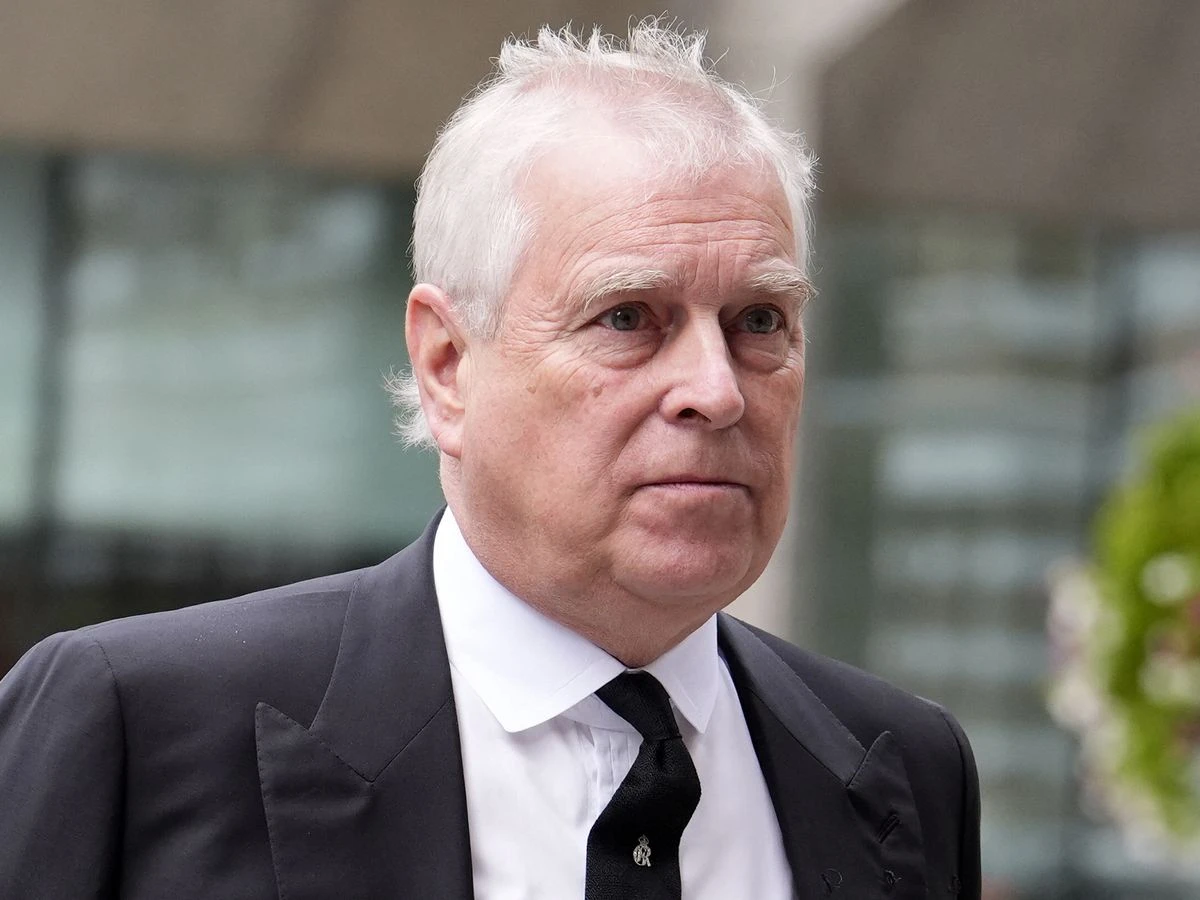 ਐਂਡਰਿਊ ਨੂੰ ਵਿਰਾਸਤ ਤੋਂ ਕੱਢਣ ਦੀ ਤਿਆਰੀ