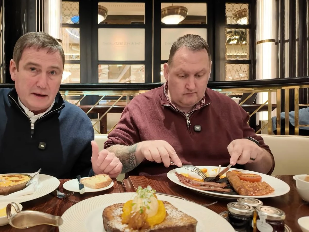 ਗੌਰਡਨ ਰੈਮਜ਼ੇ ਦੇ ਨاشتੇ ਨੇ ਕੀਤਾ ਮਜ਼ੇਦਾਰ ਲੱਗਾ ਪਰ ਬਿੱਲ ਨੇ ਚਿੜਾਇਆ