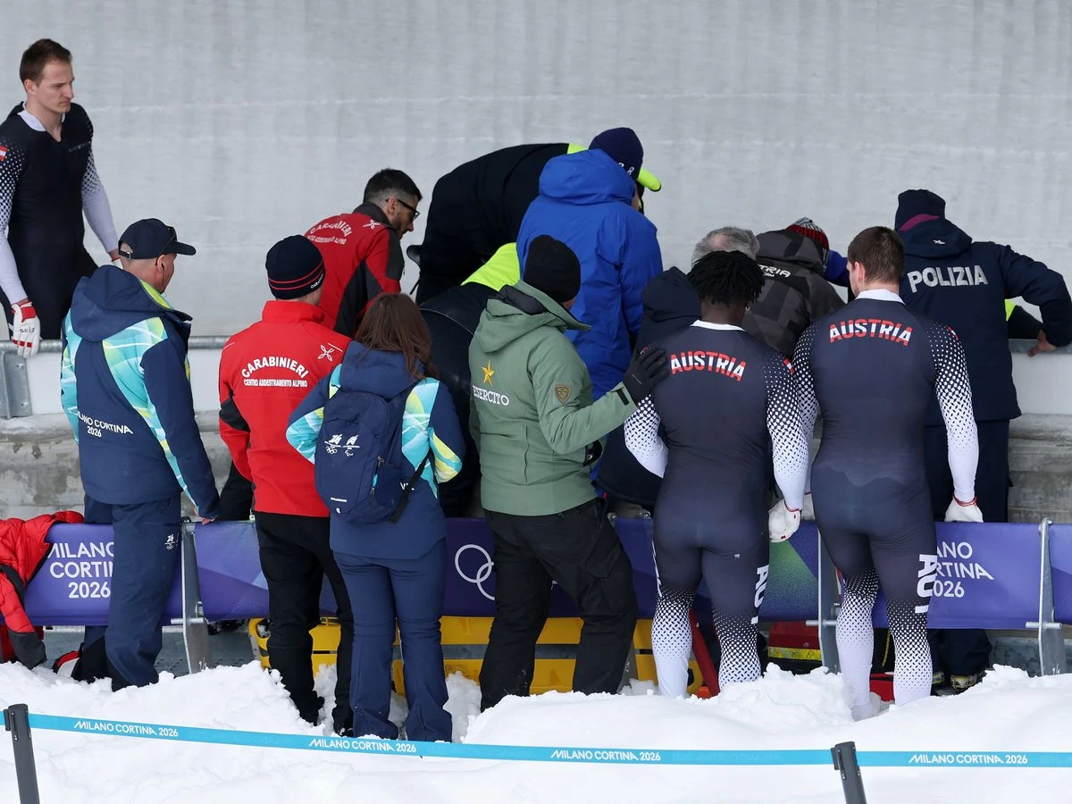 ਵਿੰਟਰ ਓਲੰਪਿਕਸ 'ਚ ਬੋਬਸਲੇਡਰ ਦਾ ਡਰਾਉਣਾ ਹਾਦਸਾ