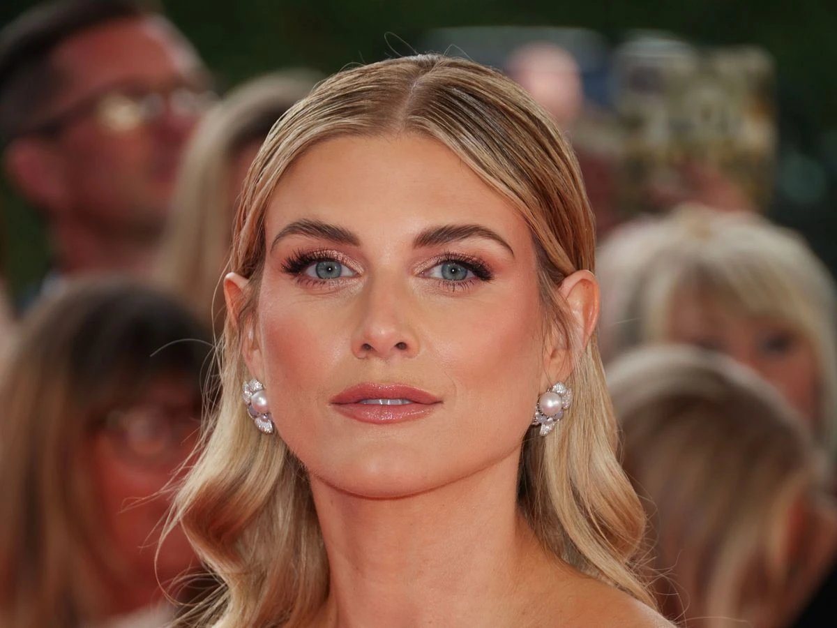 ਐਸ਼ਲੀ ਜੇਮਸ ਨੇ ਮਾਂ ਬਣ ਕੇ ਜੀਵਨ ਨਫਰਤ ਭਰੀ ਹਾਲਤ ਦੱਸੀ