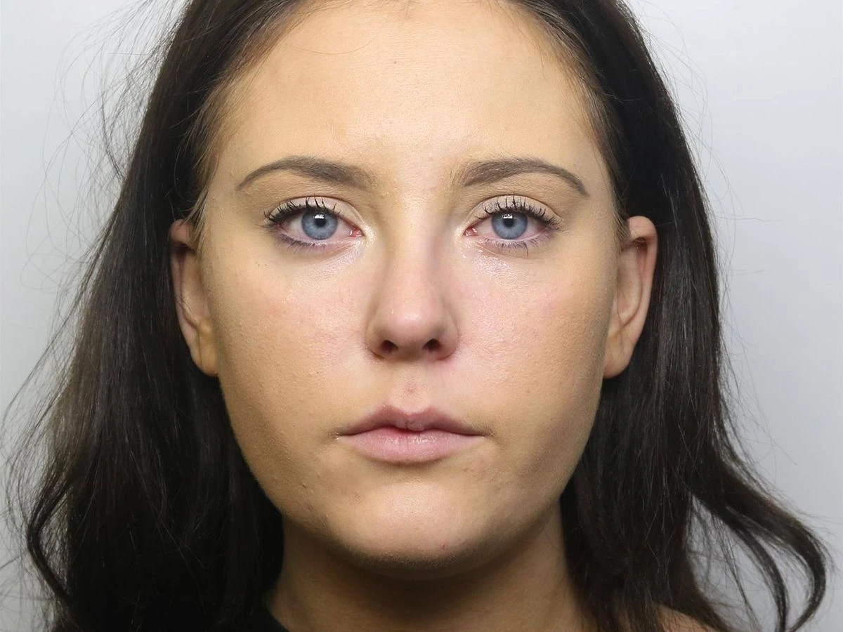 ਪਿਤਾ ਦੀ ਮਿਹਤਰੀ ਦੀ ਨੰਗੀਆਂ ਤਸਵੀਰਾਂ ਸਾਂਝਾ ਕਰਨ ਵਾਲੀ ਔਰਤ ਨੂੰ ਫਿਰ ਜੇਲ੍ਹ ਭੇਜਿਆ ਗਿਆ