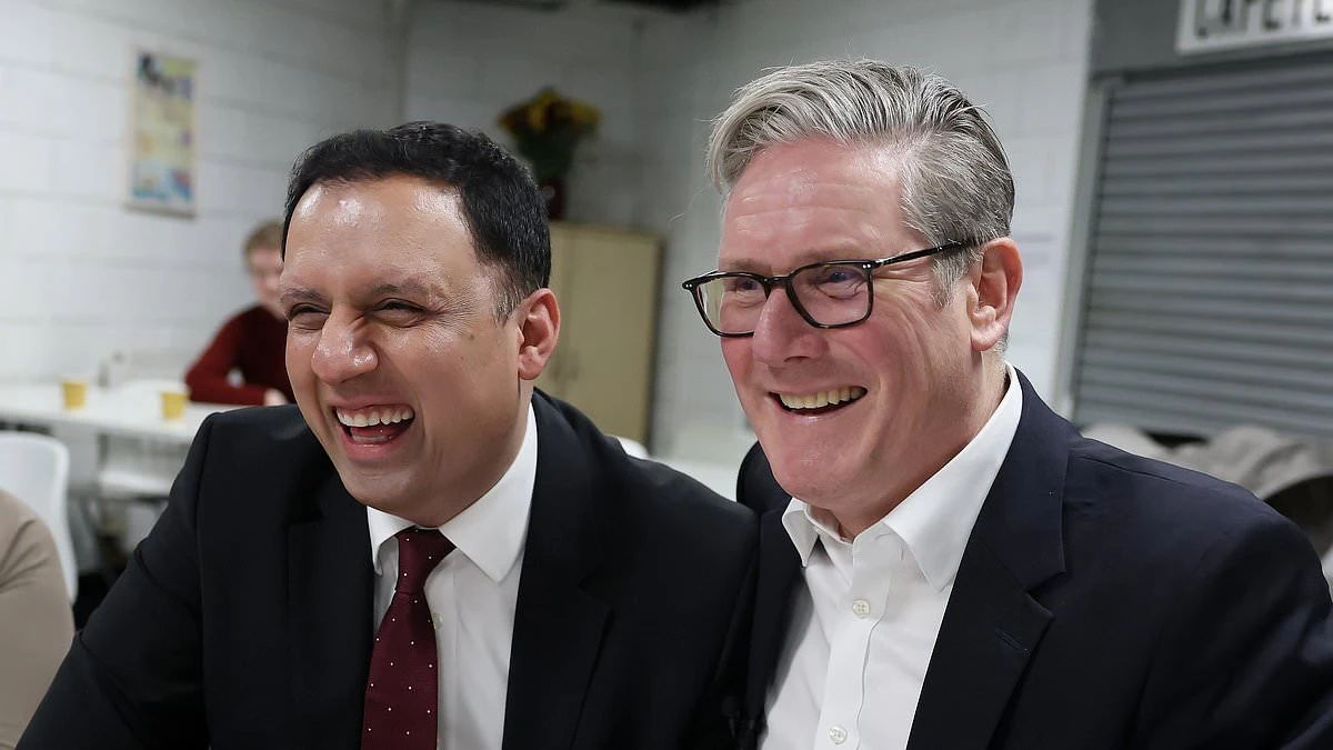 ਸਕਾਟਲੈਂਡ ਦੇ ਮਜ਼ਦੂਰ ਇਨਕਲਾਬੀ ਅਗੂ ਆਨਾਸ ਸਰਵਾਰ ਨੇ ਕੇਅਰ ਸਟਾਰਮਰ ਨੂੰ ਇਸਤੀਫੇ ਦੇਣ ਲਈ ਕਿਹਾ