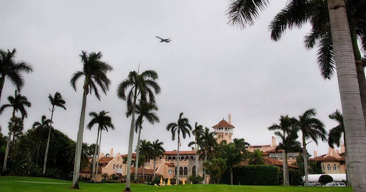 ਮਾਰ-ਆ-ਲਾਗੋ ਵਿੱਚ ਹਥਿਆਰਬੰਦ ਮੁੰਡੇ ਨੂੰ ਸਿਕਿਉਰਟੀ ਨੇ ਮਾਰਿਆ