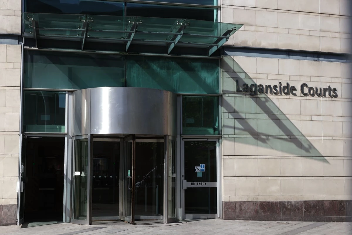 ਨਾਓਮੀ ਲਾਂਗ ਕਹਿੰਦੀ ਹੈ ਬੇਨਤੀਗਾਰ ਕਾਨੂੰਨੀ ਵਕੀਲ ਮਿਲ ਕੇ ਸੁਲਝਾਓ