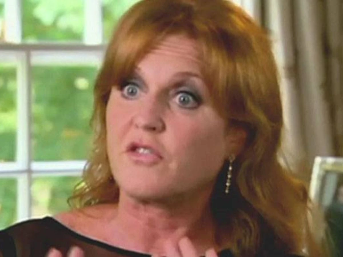 ਸਾਰਾਹ ਫਰਗੂਸਨ ਅਤੇ ਮਾਈਕਲ ਅਸ਼ਰ ਦੀ ਵਿਰੋਧੀ ਮੁਲਾਕਾਤ