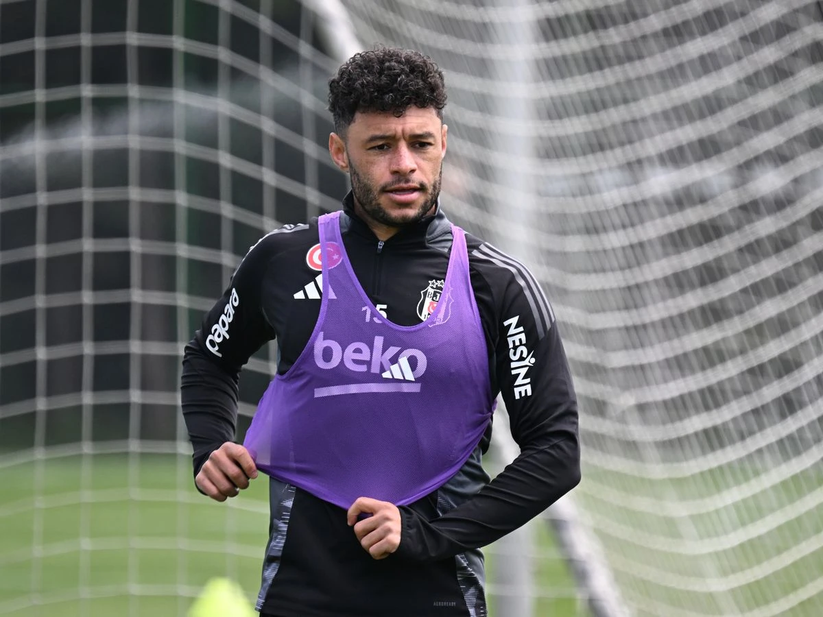 ਐਲੈਕਸ ਆਕਸਲੇਡ-ਚੈਬਰਲੇਨ ਸੀਲਟਿਕ ਵਲੋਂ ਮਿਲਣਗੇ, ਯੂਰੋਪਾ ਲੀਗ ਦੇ ਲਈ ਨਹੀਂ