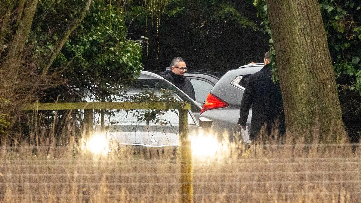 ਰਾਜਕੁਮਾਰ ਐਂਡਰੂ ਪੁਲਿਸ ਰੇਡ 'ਚ ਗ੍ਰਿਫਤਾਰ