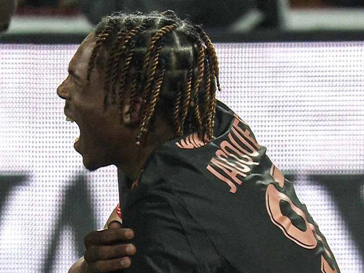 ਲਿਵਰਪੂਲ ਦੇ ਨਵੇਂ ਖਿਡਾਰੀ ਜੇਰੇਮੀ ਜਾਕੇਟ ਨੂੰ ਗੰਭੀਰ ਚੋਟ