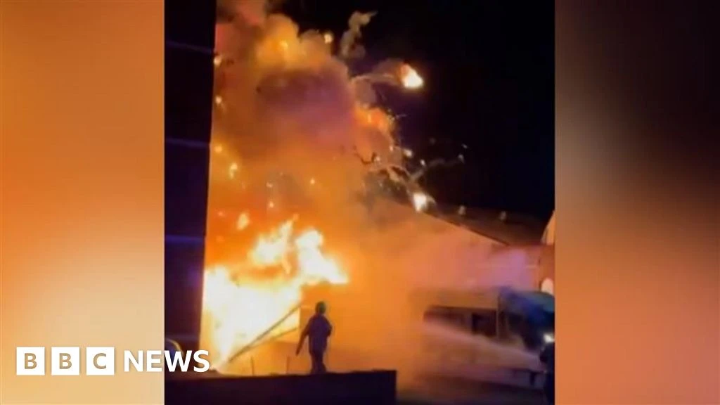 ਲੰਡਨ ਵਿੱਚ ਐਂਬੂਲੈਂਸਾਂ 'ਤੇ ਅਨਾਚਾਰ, ਘਰੇਲੂ ਨਫ਼ਰਤ ਦੇ ਤਹਿਤ ਪੁਲੀਸ ਜਾਂਚ ਕਰ ਰਹੀ