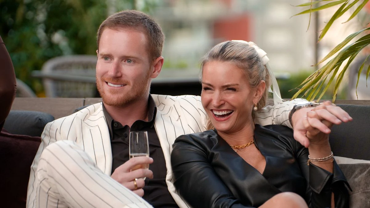 ਐਜ ਆਫ ਐਟ੍ਰੈਕਸ਼ਨ ਦੇ ਕੁਝ ਜੋੜੇ ਅਜੇ ਵੀ ਸਾਥਿ ਨੇ, ਮੰਨਣ ਵਾਲਾ ਪ੍ਰਸਤਾਵ ਵੀ ਹੋਇਆ