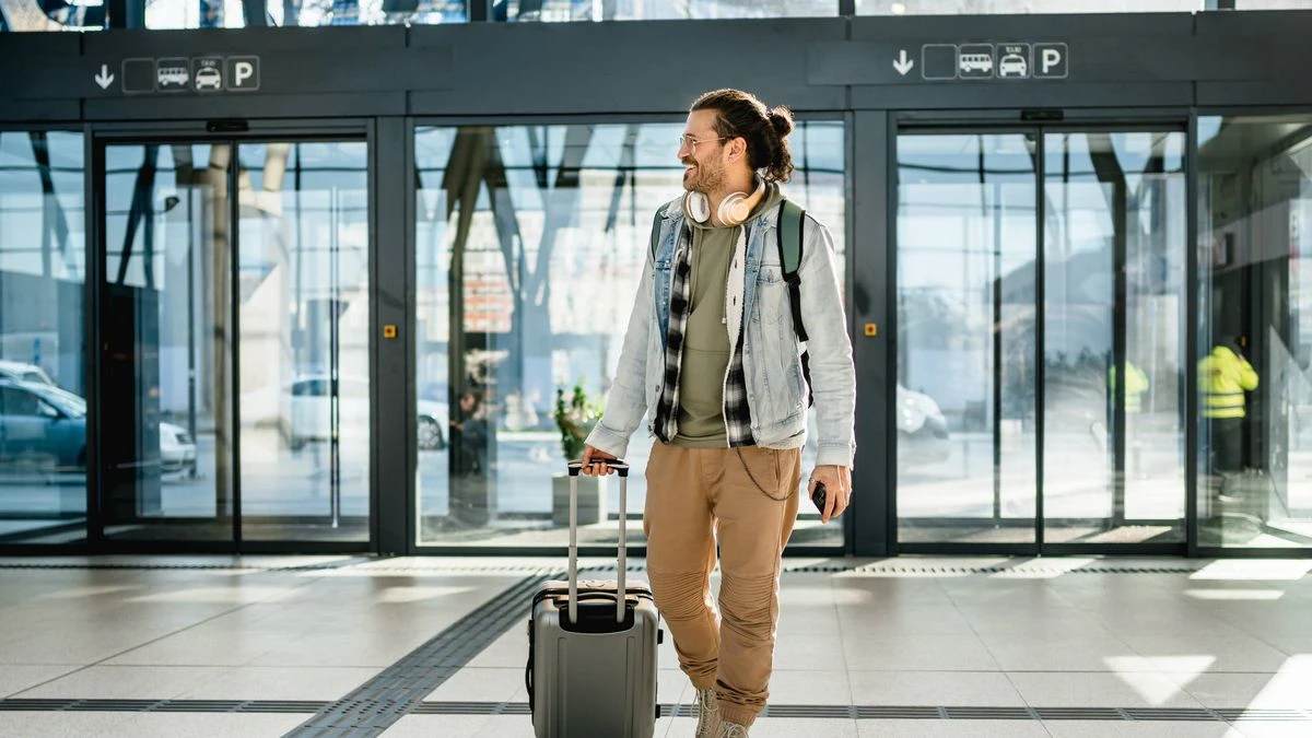 ਪਰਦੇਸੀ ਸਫਰ 'ਤੇ ਜਾ ਰਹੇ ਹੋ ਤਾਂ DWP ਨੂੰ ਜਰੂਰ ਦਸੋ, ਜੀ.ਬੀ.ਪੀ. ਰੁਕ ਸਕਦੀ ਹੈ