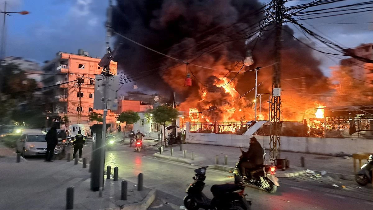 ਮੱਧਪੂਰਬ ਵਿੱਚ ਫਸੇ ਬ੍ਰਿਟਿਸ਼ ਯਾਤਰੀ, ਪਹਿਲੀ ਸਰਕਾਰੀ ਉਡਾਣ ਰੱਦ