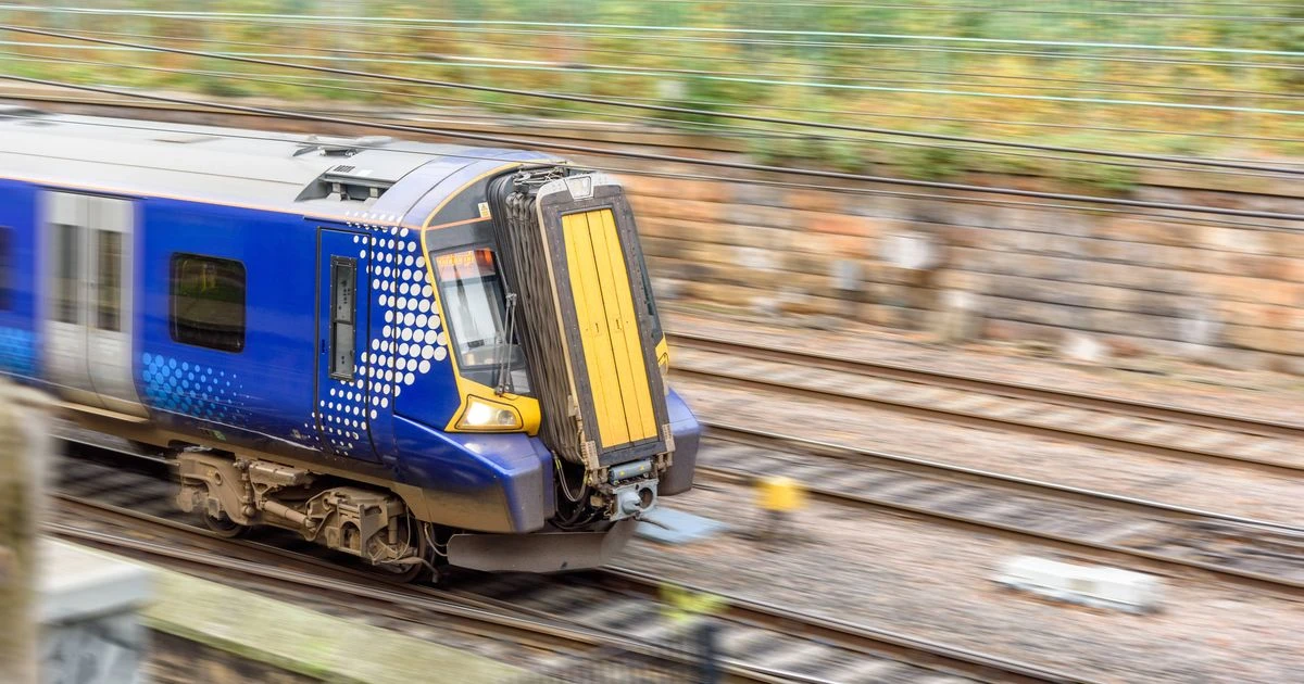 ਯੂਕੇ ਦਾ ਸਭ ਤੋਂ ਛੋਟਾ ਰੇਲਵੇ ਸਟੇਸ਼ਨ ਸਿਰਫ਼ ਇੱਕ ਦਰਵਾਜ਼ਾ ਖੋਲ੍ਹਦਾ