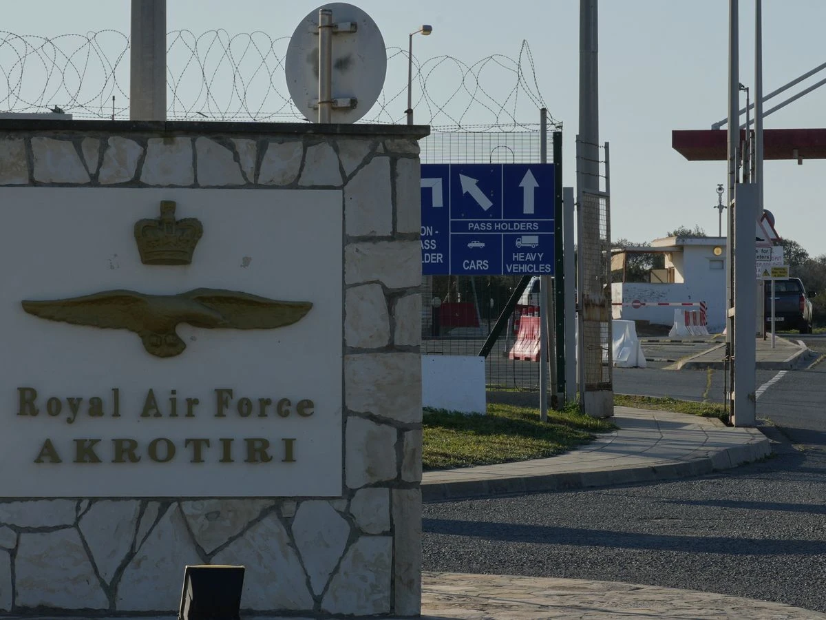 ਸਾਇਪ੍ਰਸ 'ਚ ਬ੍ਰਿਟਿਸ਼ ਫੌਜੀ ਅੱਡਾ ਡ੍ਰੋਨ ਹਮਲੇ ਕਾਰਨ ਖਾਲੀ ਕਰਵਾਇਆ ਗਿਆ