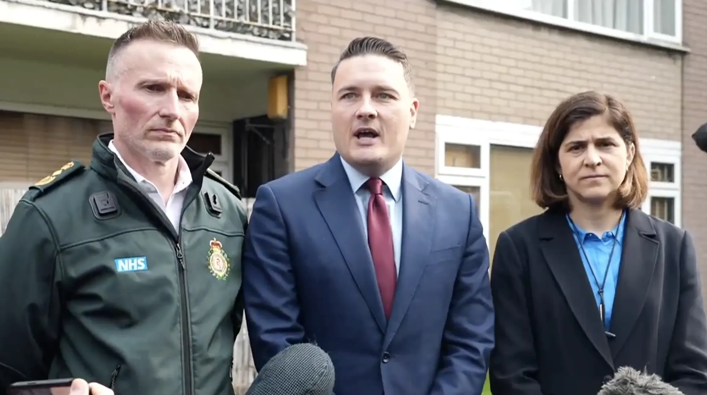 ਸਰਕਾਰ ਜਲਾਏ ਹੋਏ ਹਜ਼ਤੋਲਾ ਐੰਬੁਲੈਂਸ ਦੀ ਬਦਲੀ ਲਈ ਫੰਡ ਦੇਵੇਗੀ