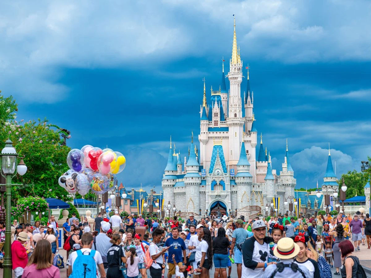 ਸਿਮਪਲੀ ਫਲੋਰਿਡਾ ਟਰੇਵਲ ਨੇ ਵਪਾਰ ਰੋਕਿਆ, ਸਾਰੇ ਯਾਤਰਾ ਪੈਕਜ ਕੈਂਸਲ